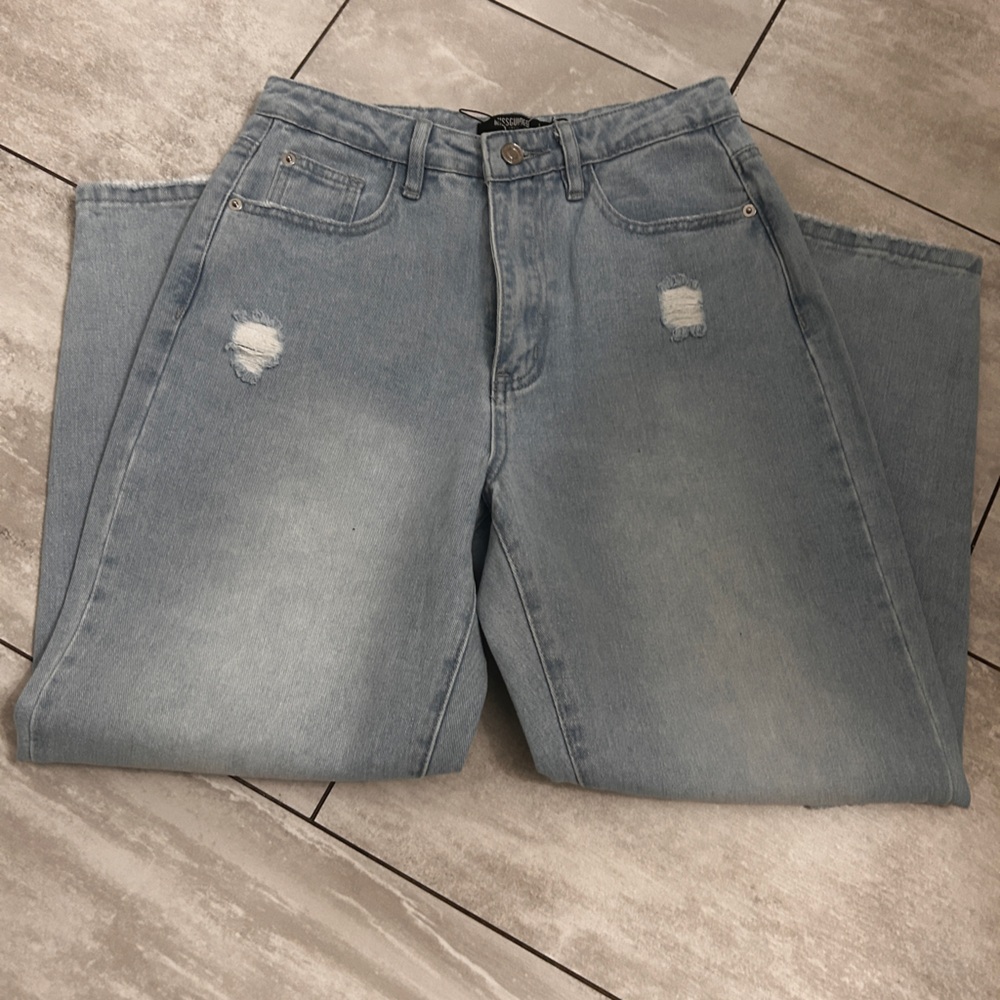 Missguided jeans petite size 6 distressed at knee